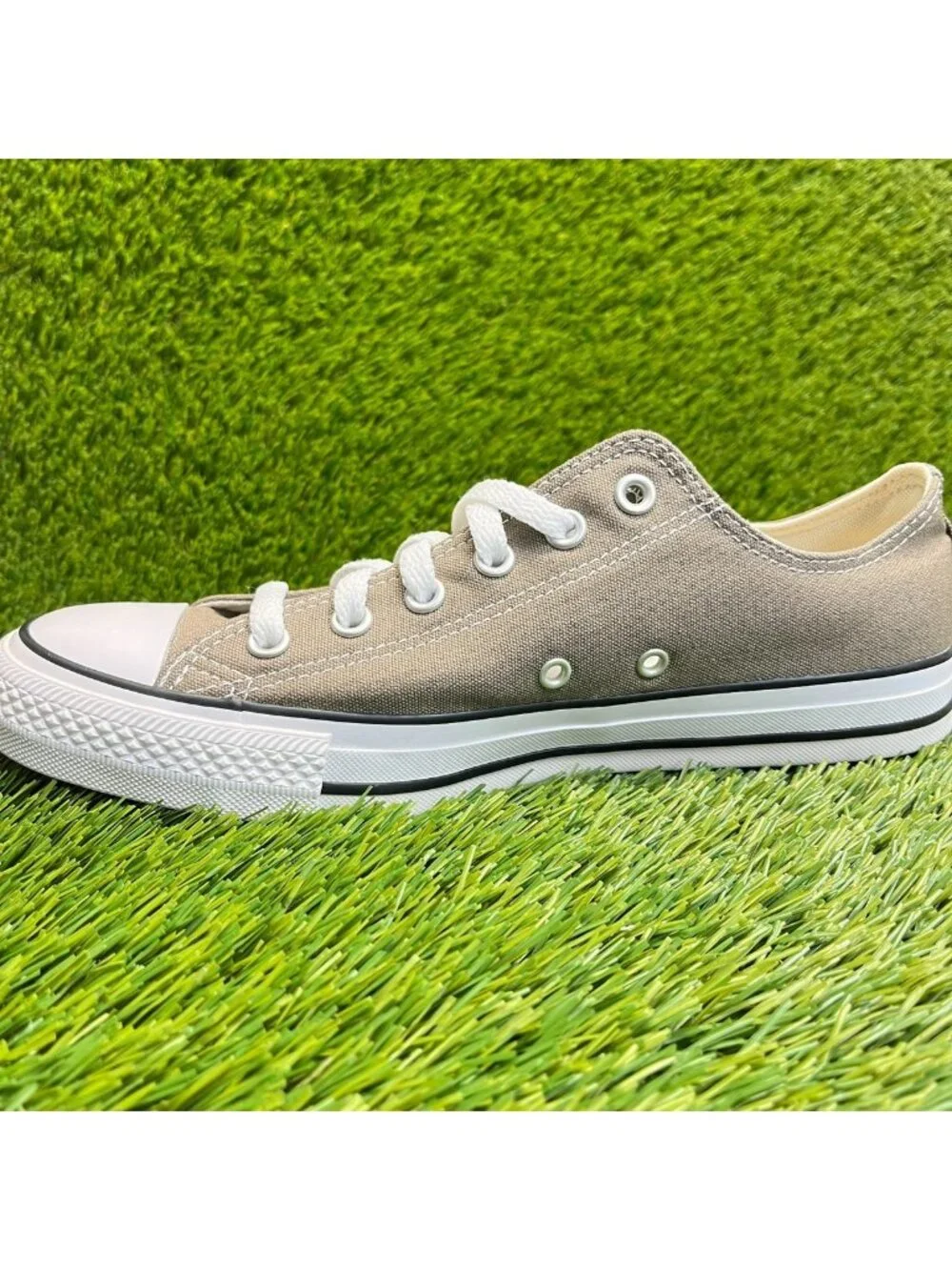 Converse Chuck Taylor All Star OX Mens Size 8 Womens 10 Athletic Shoes Sneakers